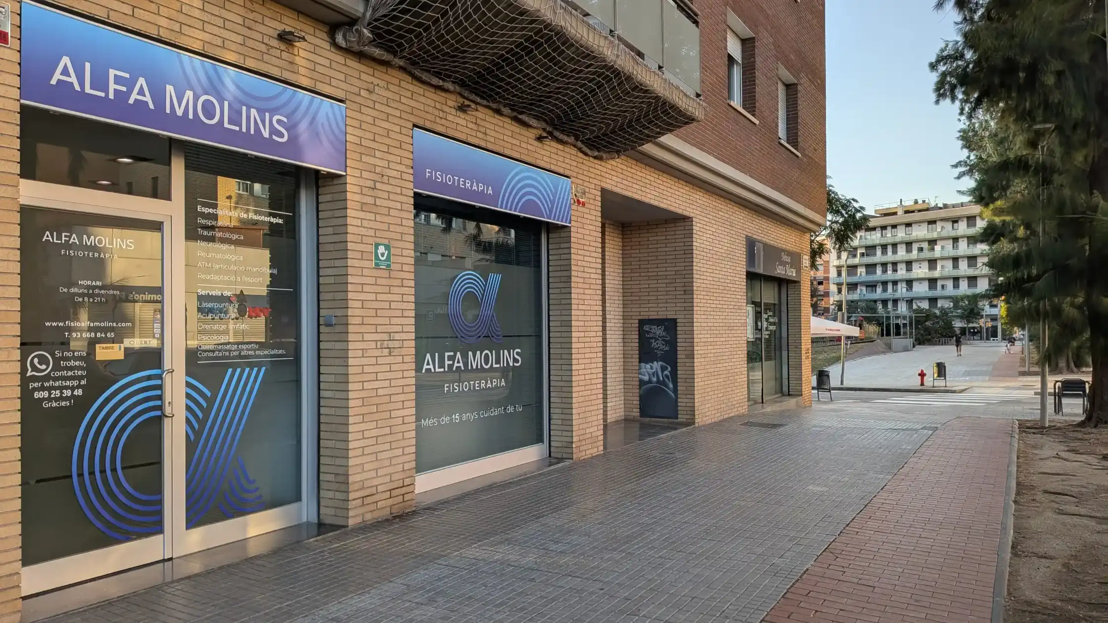 Façana de la clínica